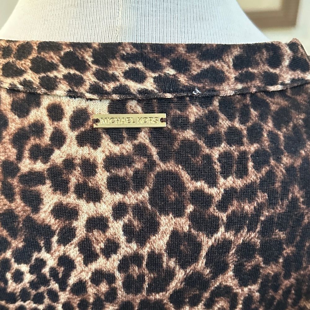 Michael Kors Leopard Print Button Down Cardigan w/Gold Buttons Size Medium - Picture 9 of 12